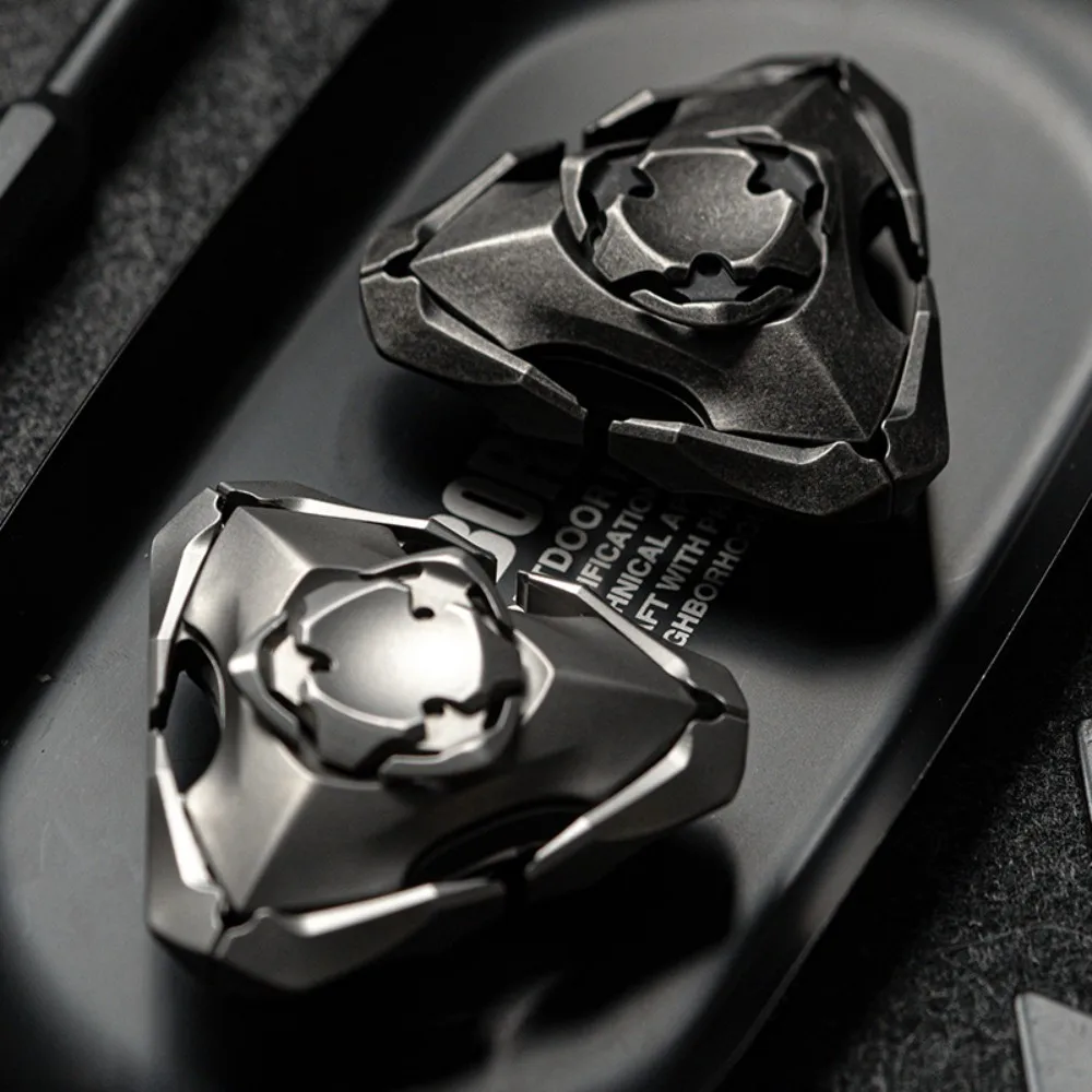 Freak Mech Studio Blade Open Nail Gyro Fidget Spinner Meccanico in metallo Fidget Toy per adulti Gadget per alleviare l'ansia