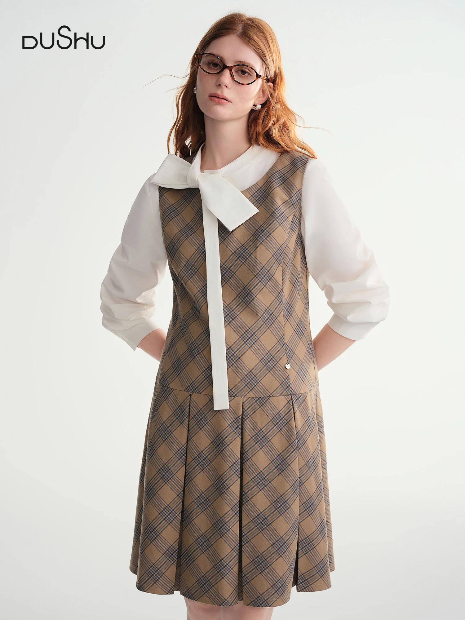 

DUSHU Winter 2025 Women's Tartan A-Line Jumper Dress - Retro Plaid Pattern Sleeveless Swing Skirt for Layering​