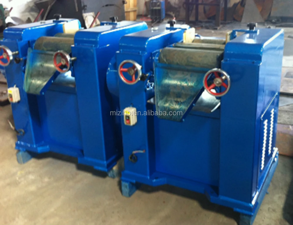 Automatic Triple Roll Mill Grinding Equipment/Three-Roller Grinder with Motor and Gear for Food Processing