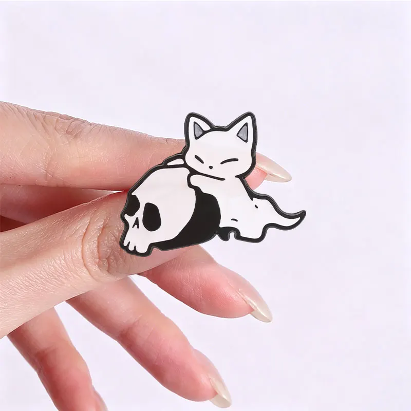 Gothic Death Cat Enamel Brooches Reaper Kitten Skull Kitty Black White Style Brooch for Jacket Backpack Decoration