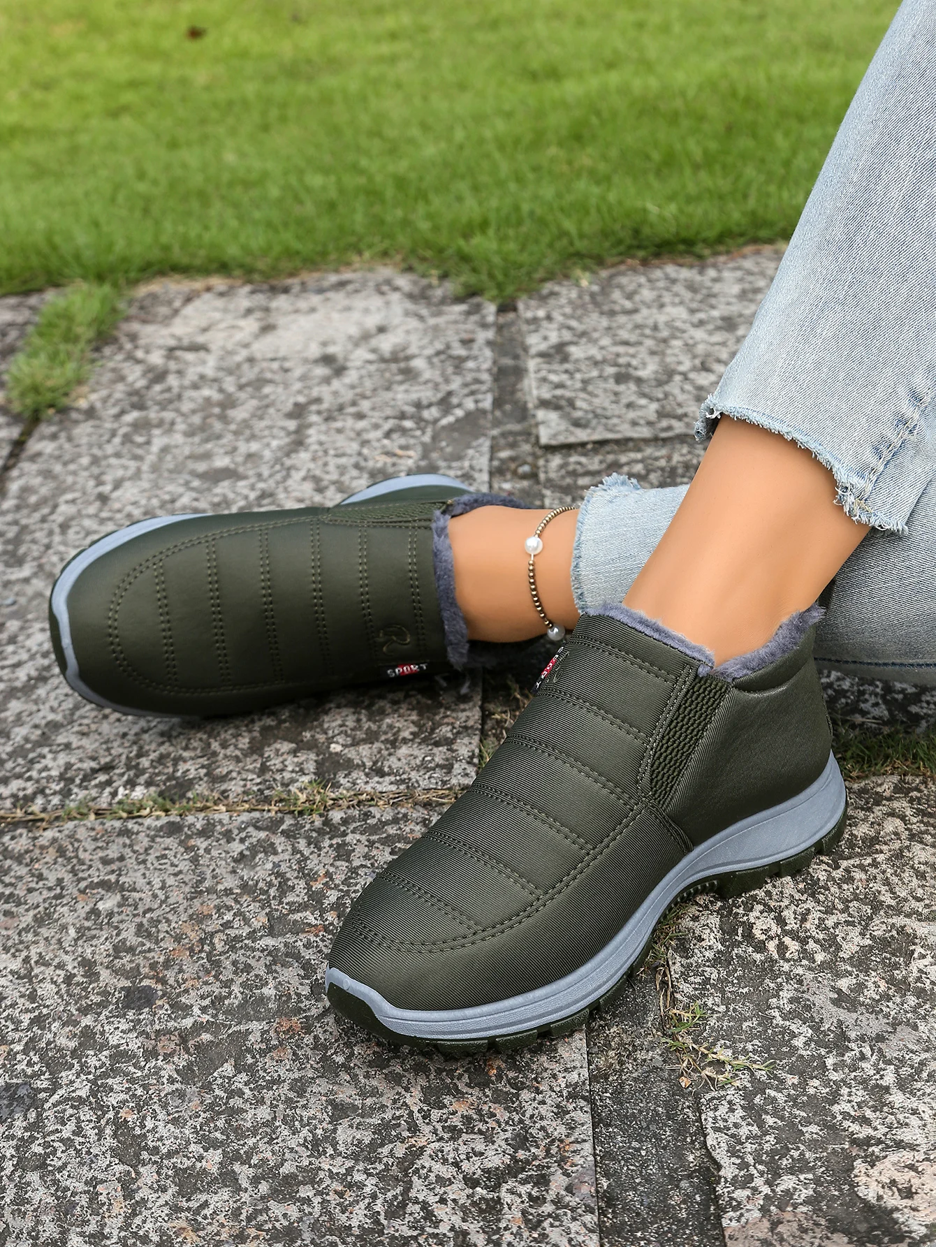Unisex Super Warme Winter-Schneestiefel mit Dicker Sohle, Arktisch Isolierte Knöchelstiefel mit Wärmespeicherndem Futter, Robuste Outdoor-Schuhe – Detail 39