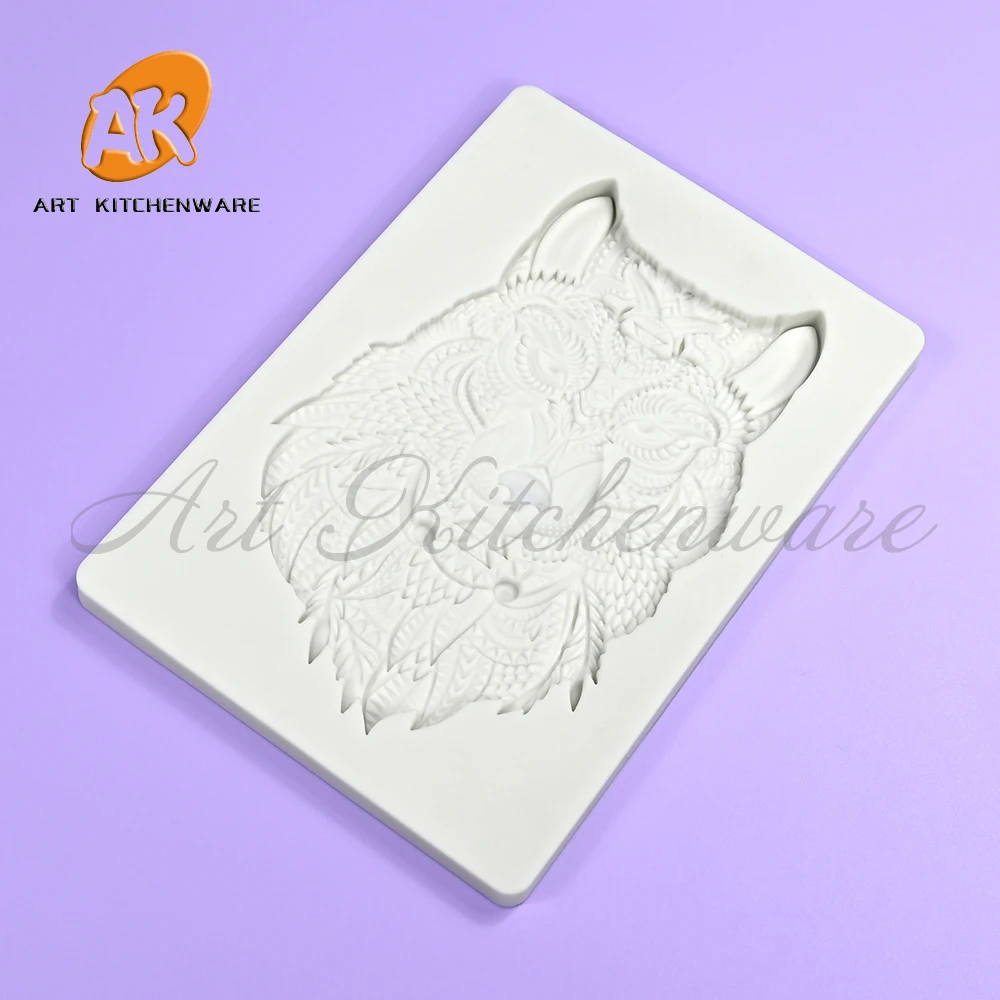 Wolf Head Pattern Relief Silicone Mold Fondant Chocolate Cake Mold DIY Resin Clay Embossed Making Mould Home Decorating Tools