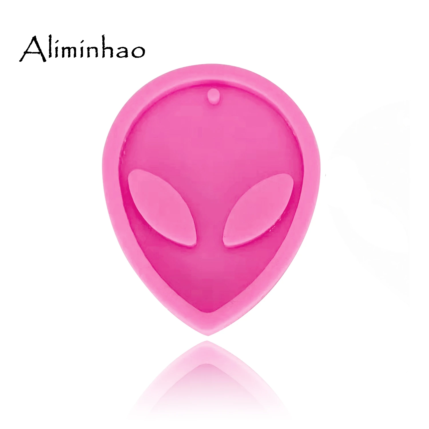 DY0070 Shiny Anime Alien Keychains Silicone Mould for Keychain Pendant clay DIY Jewelry Making Epoxy Resin mold