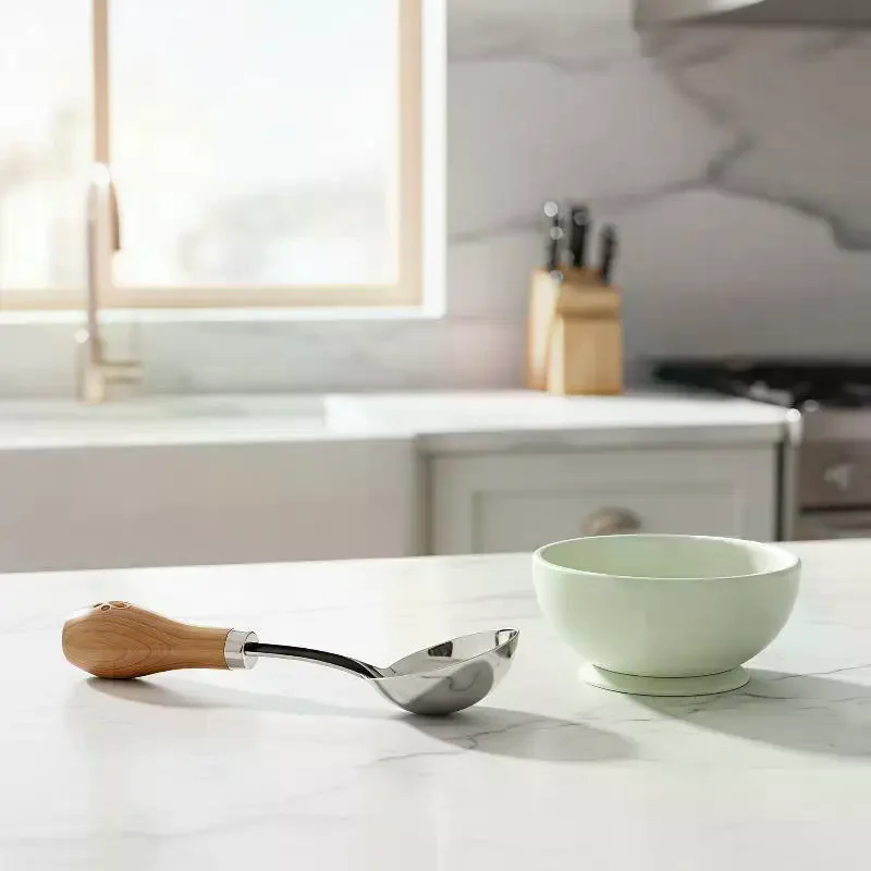 Stainless Steel Short Handle Soup Spoon Cute Panda Pattern Non Slip Wood Grain Handle For Kids Toddlers Daily Use