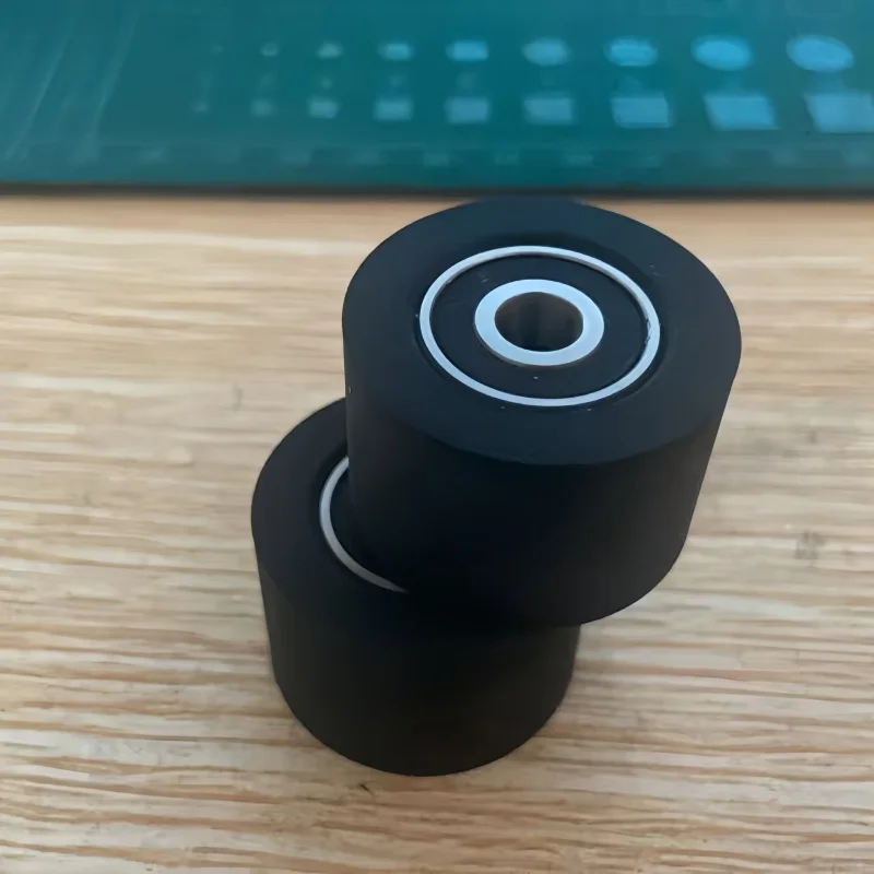 

5Pcs soft rubber polyurethane guide plastic coating rubber bearing pulley inner diameter 5mm, flat wheel 30mm outer diameter 3cm