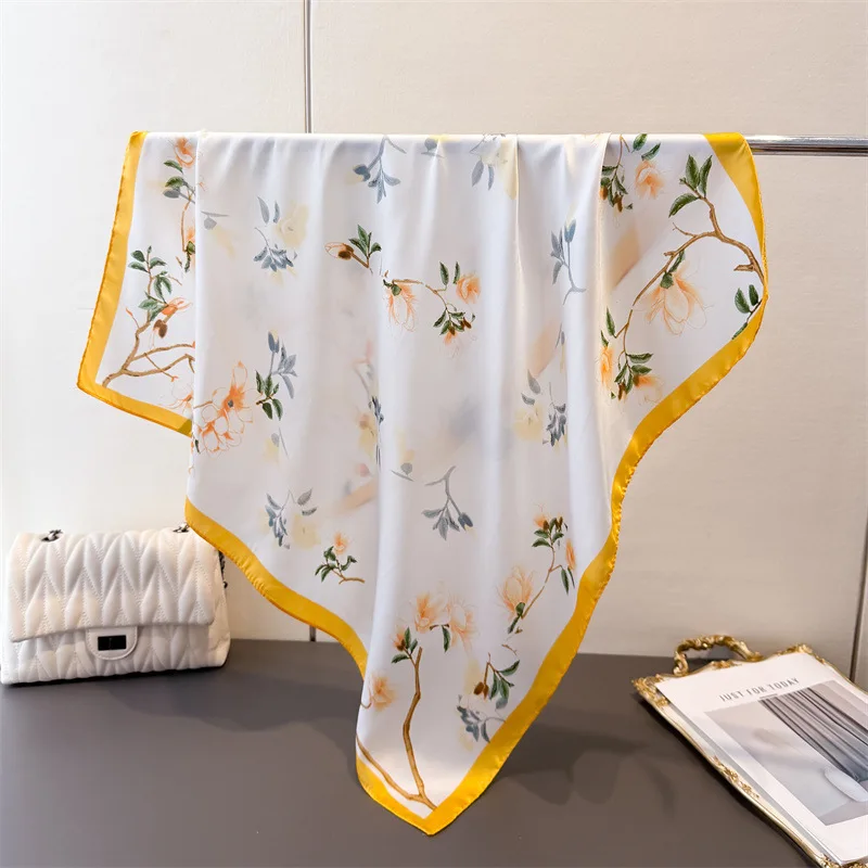 

New Fashion Luxury Elegant Scarf for Women Designer Print Lightweight 70x70cm Square Silk Scarves Shawl Bandana Foulard