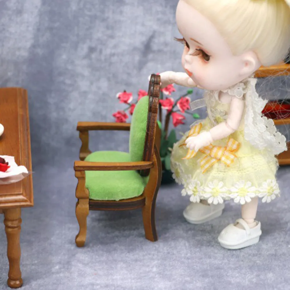 

2 шт. миниатюрных деревянных кресел для кукольного домика, мебель для мини-дома, реквизит для детских игр, настольное украшение, для фотосъемки