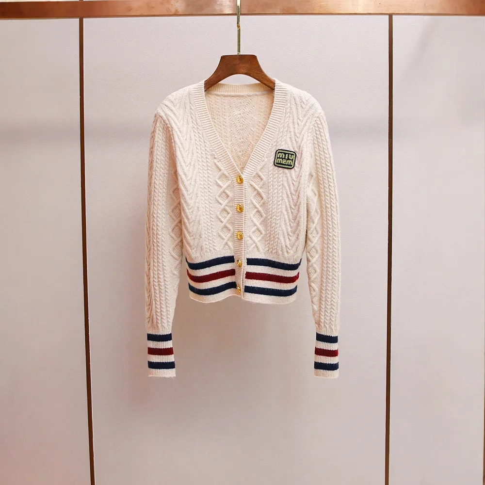 

High-End Women's ort Knit Sweater Striped Color Blo College Sle Korean Faion Autumn New Arrival BAGA Commute Sle