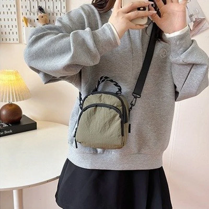 

Изысканная женская сумка с верхней ручкой для изысканных и деловых элегантных переносок