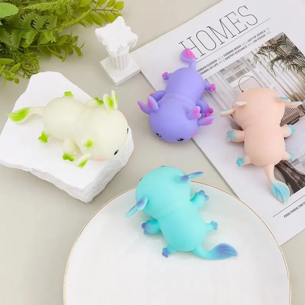 Carino Axolotl Spremere Giocattoli Sollievo dallo stress Agitarsi Bambola Cartoon Pesce Squishy Giocattolo Stretch Design Colore multiplo Giocattoli a rimbalzo lento