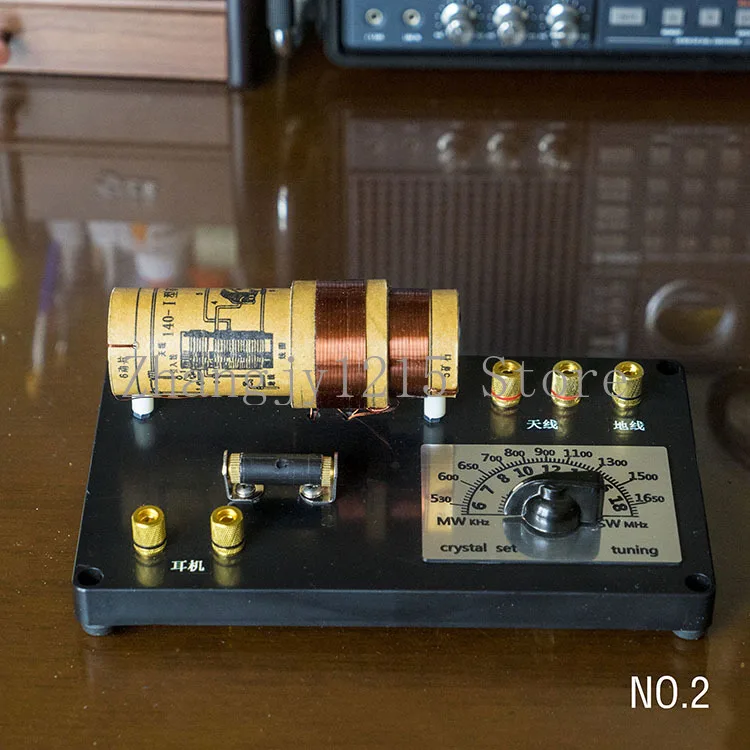 DIY AM/FM Radio Kit - Vintage Analog Receiver with Crystal Detector for Beginners & STEM Projects