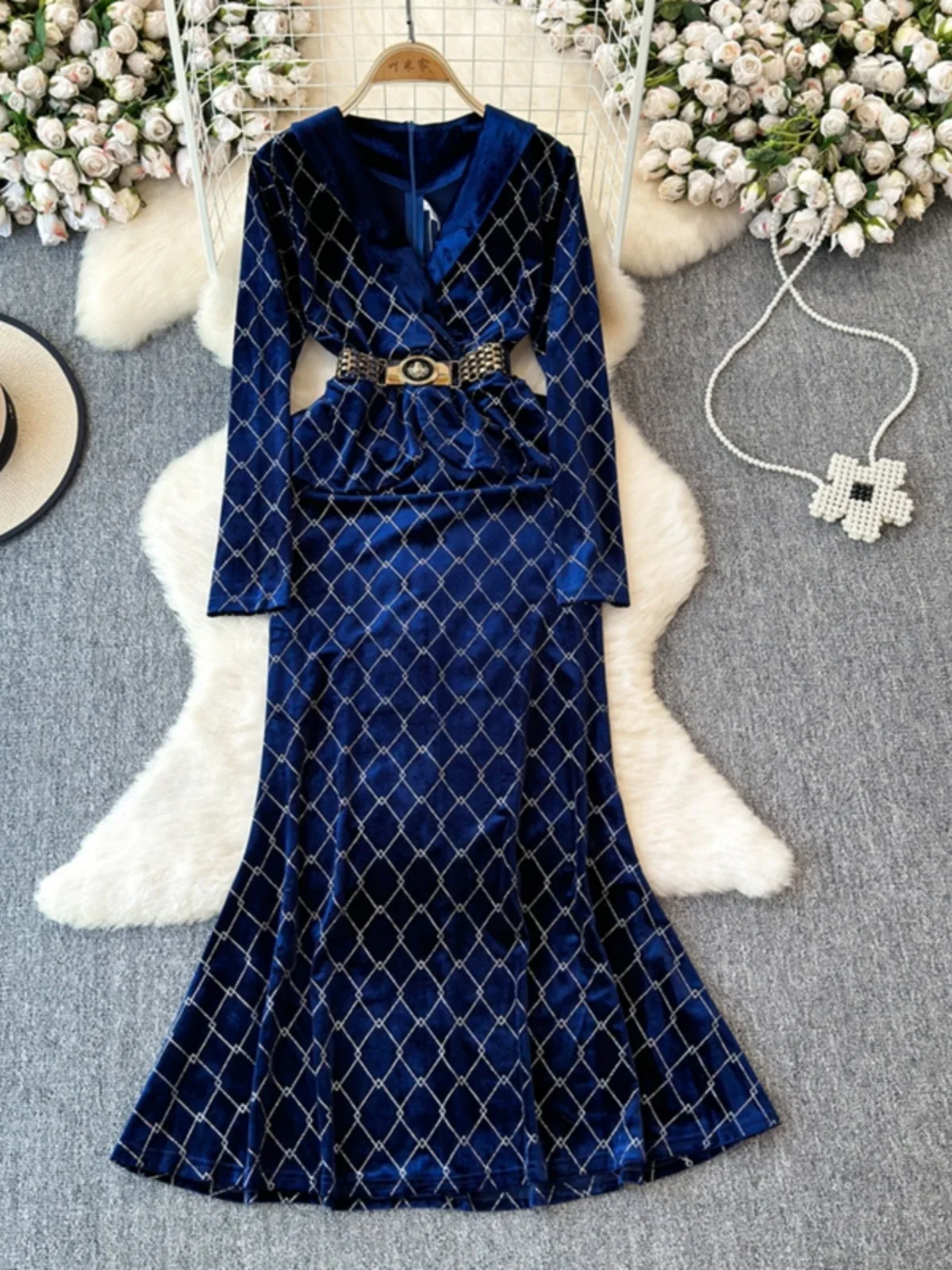 Ofallsis High Definition Velvet Thousand Bird Grid Glitter Splicing Dress 2024 Autumn New Slim Fit Light Luxury Elegant Dresses