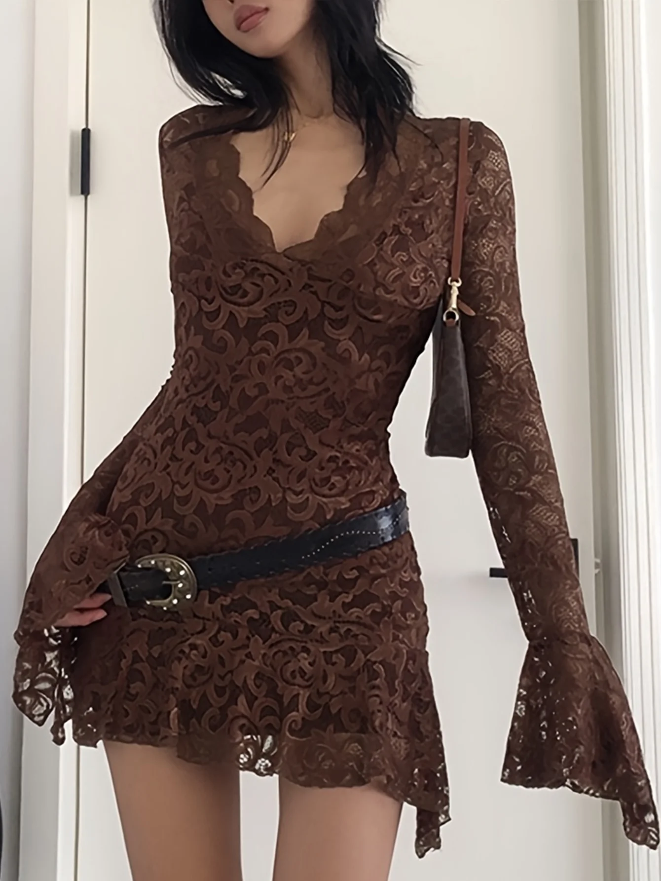 Abiti estivi Y2k da donna Abito aderente sexy in pizzo a rete trasparente Abito svasato a maniche lunghe con scollo a V Mini abito da sera da club per feste