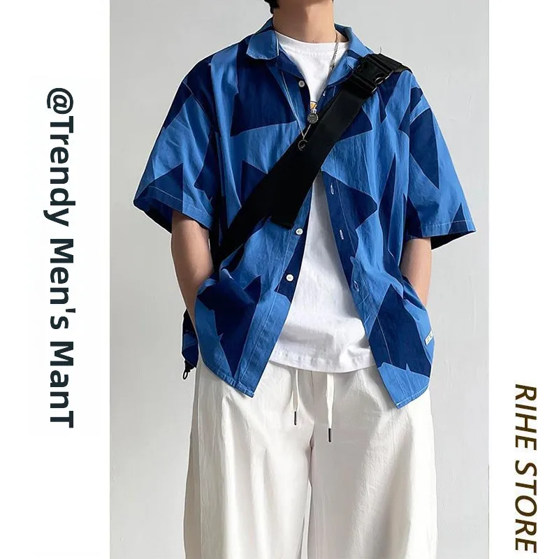 

Hawaii Sle Blue ort Sve Men's Casual Print Patchwork Color Blo irt Summer Faion Brand Loose Fit Five-Quarter Sve