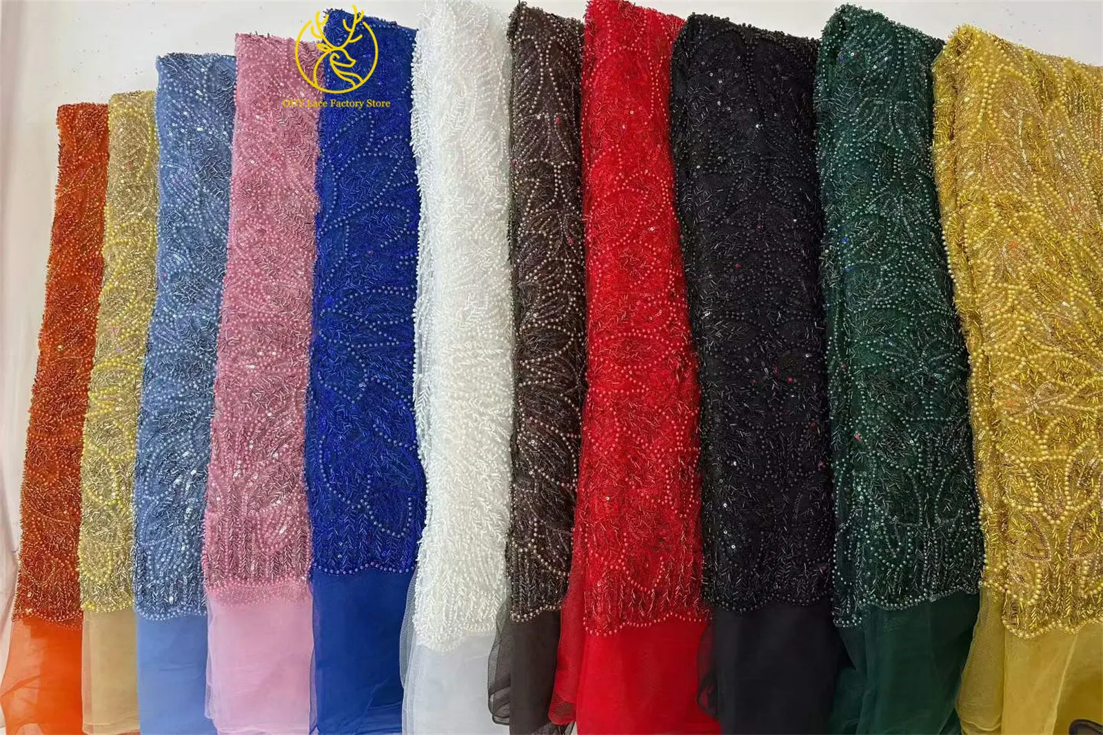 Luxuriöser afrikanischer Tüll-Spitzenstoff mit Pailletten, hochwertiger nigerianischer Pailletten-Spitzenstoff zum Nähen von Hochzeits-, Party- und Ballkleidern – Detail 3