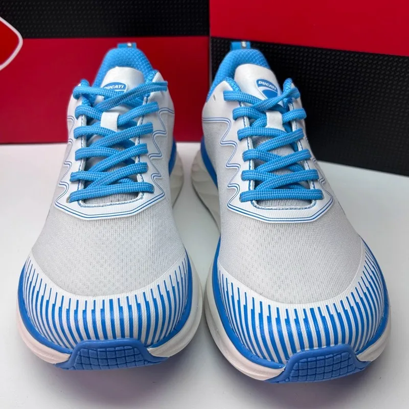 

Лето 2025 года: бестселлеры: повседневные кроссовки для марафона. Популярные кроссовки для бега. Повседневная спортивная обувь.