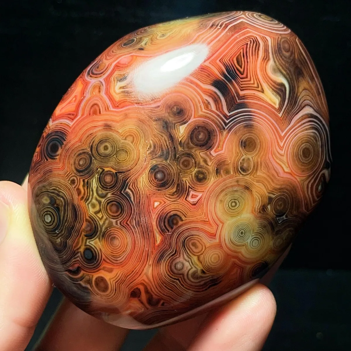 Nature Made Banded Agate Palm Stone, Polished Tumbled, Chalcedony Beauty, Mineral Specimen, Natural Stone, Crystal Collection