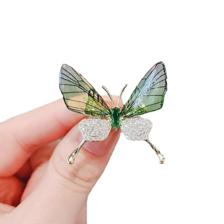 Butterfly Brooch Women Purple Green Crystal Insect Metal Pin Badge Fashion Jewelry Girls Gift