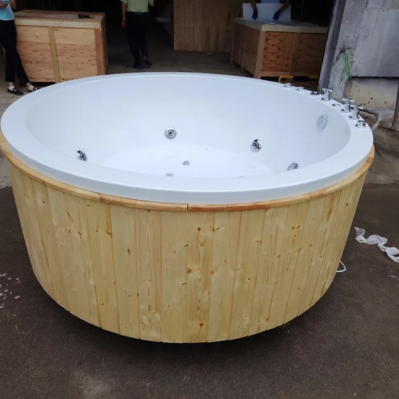 

Indoor outdoor hot spring embedded bathtub, acrylic wood frame round