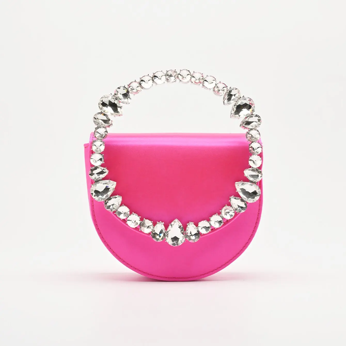 

Flash diamonds don't work, water drop diamonds dinner bag women's new satin satin saddle bag with diamonds glossy holiday party