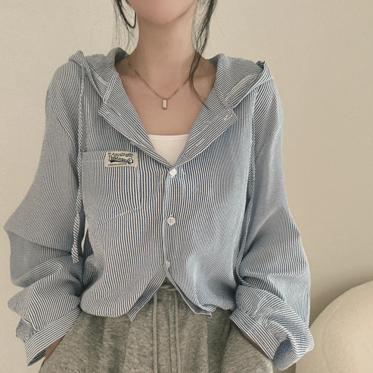 Fashionable Casual Stripe Short Coat Loose Fit Ladies Jacket Button up Coat Straight Body Type Summer Season Chinese Origin