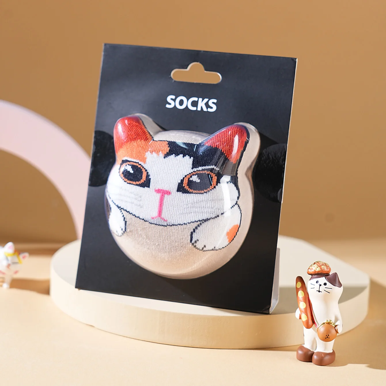 1 par de meias de cano médio para homens e mulheres, novidade e divertida, meias coloridas de caixa de presente de gato animal, estilo moderno europeu e americano, confortáveis e respiráveis, presentes de novidade casual de festa, dia dos namorados, natal, papai noel, outono e inverno, meias fofas e divertidas para todas as estações