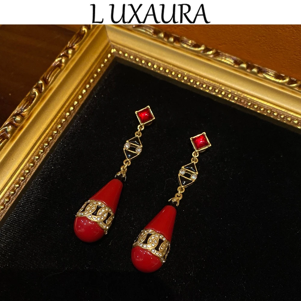 

Vintage fashion classic geometric style paired with Bohemian women's accessory stud earrings