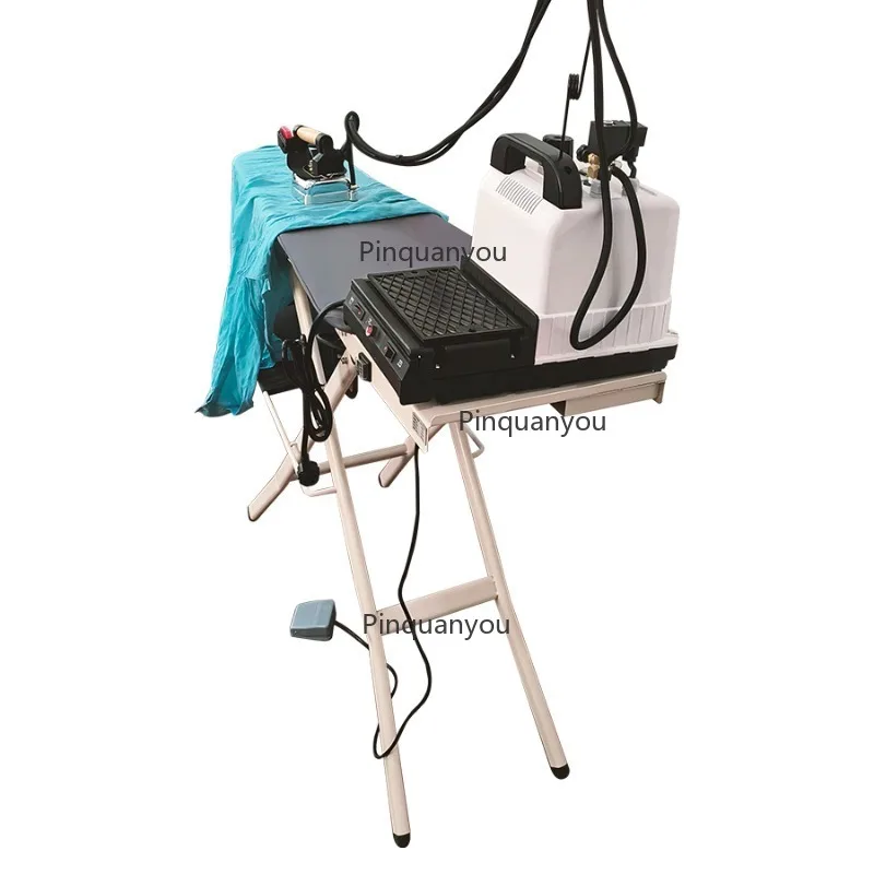 Buen precio Mini juego de mesa de planchar de fácil operación de estilo plegable y caldera de mano con tabla de hierro para uso doméstico