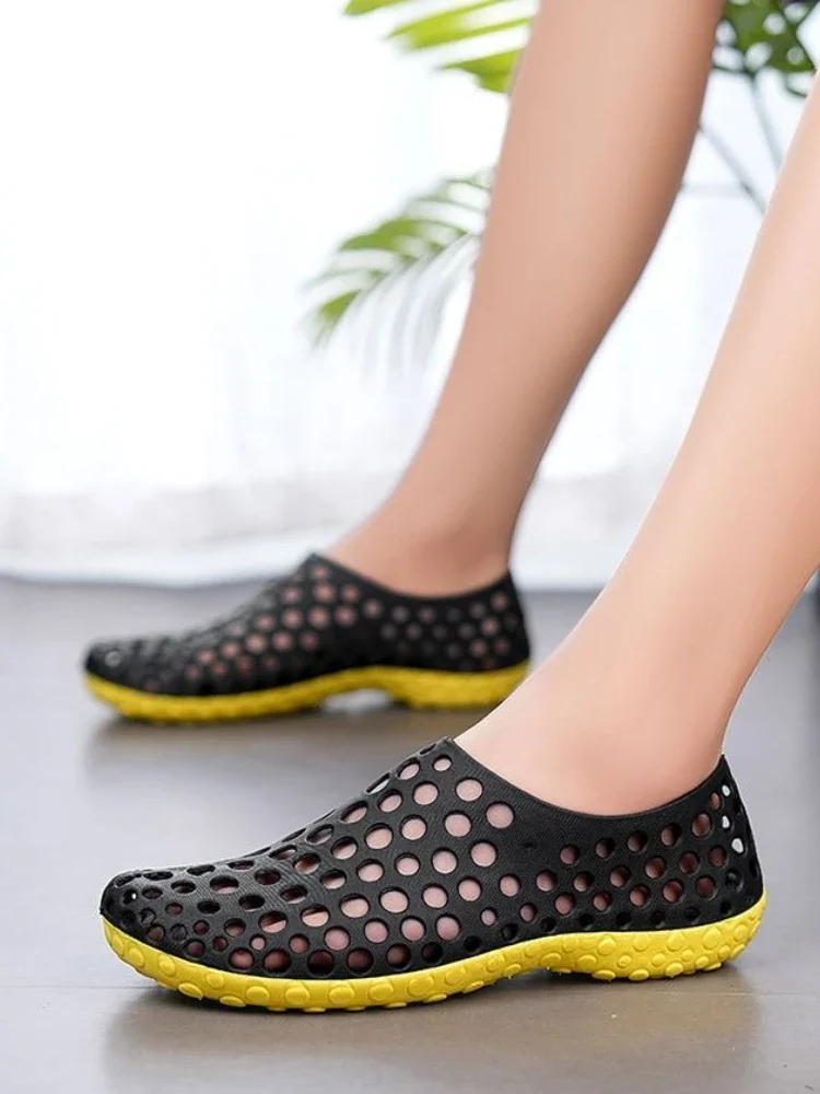 

Flat Men's Sandal Hole Shoes Cheap Liquidation New Arrival Luxury Designer Pvc Clearance Sale Open Toe Original Casual Male Shoe