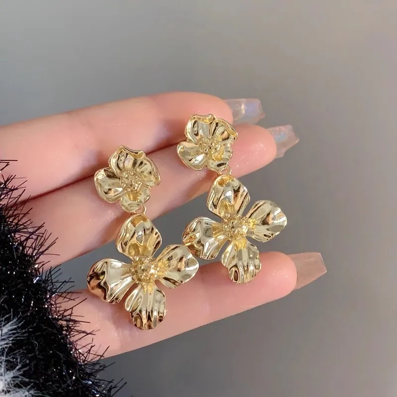 

New Fashion 925 Silver Needle Gold Color Metal Flower Earring for Women Retro Long Brincos Tassel Earring Jewelry
