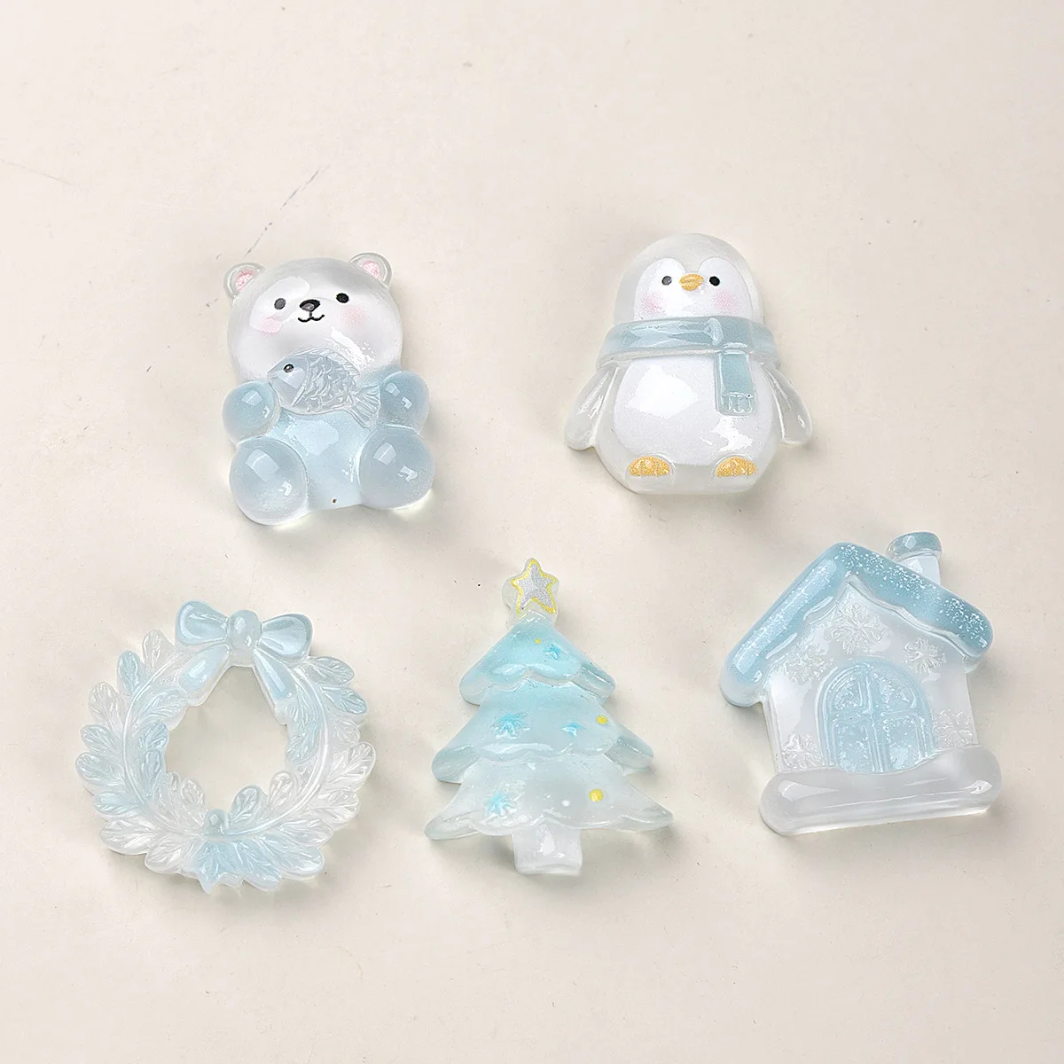 100pcs Kawaii Cartoon Christmas Tree Bear Penguins Resin Flatback Cabochon DIY for Phone Case Hairpin Keychain Earring Scrapbook