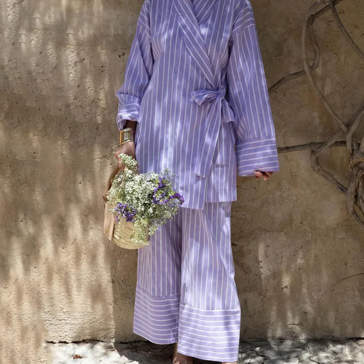 レディースカジュアルストライプ長袖トップス＆ワイドレッグパンツのツーピースセット、秋のファッショナブルなVネックロングパンツセット