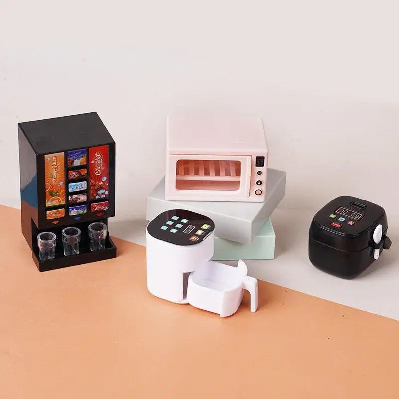 Zestaw urządzeń kuchennych do domku dla lalek - miniaturowa frytkownica beztłuszczowa, ryżowar, piekarnik i automat do napojów w skali 1/12