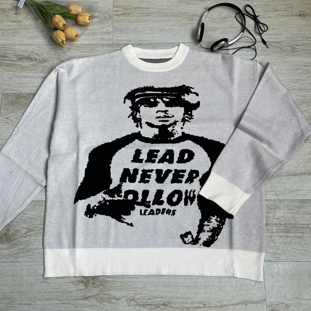 

Men's Grey Vintage Knit Sweaters Winter Oversized Unisex Y2k Harajuku Pullovers Portrait Graphic Chic Aesthetics Streetwear