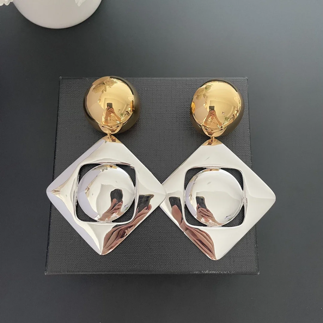 Europe Designer Gold Silver Circular Geometric Large Earrings Ear Clip Women Top Quality Luxury Jewelry Trend