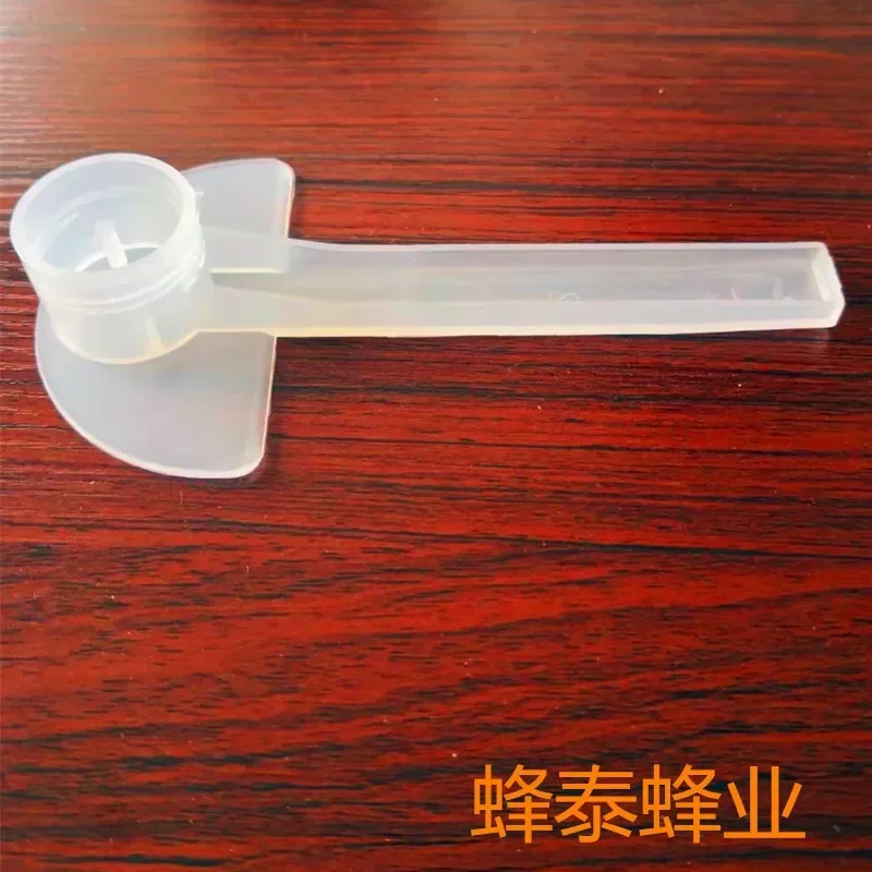 A100 Pcs Beekeeping Entry Feeder Cap Feeder Beekeeper Equip Beekeeping Hive Tool Garden Bee Feeder Water Drink Feeding