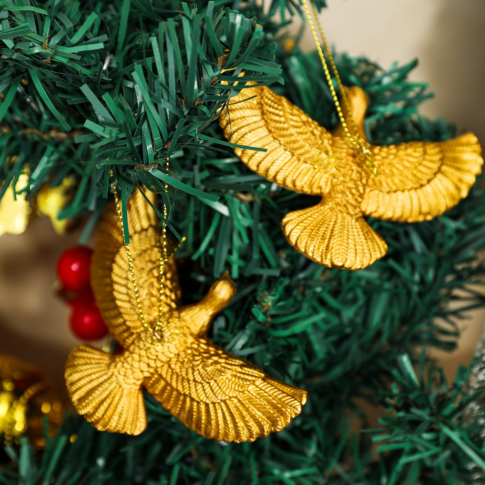 زينة عيد الميلاد الراتنج نمط حمائم الصداقة - مجموعة زينة شجرة عيد الميلاد مكونة من اثنين من الحمائم - أفضل هدية لشخص خاص