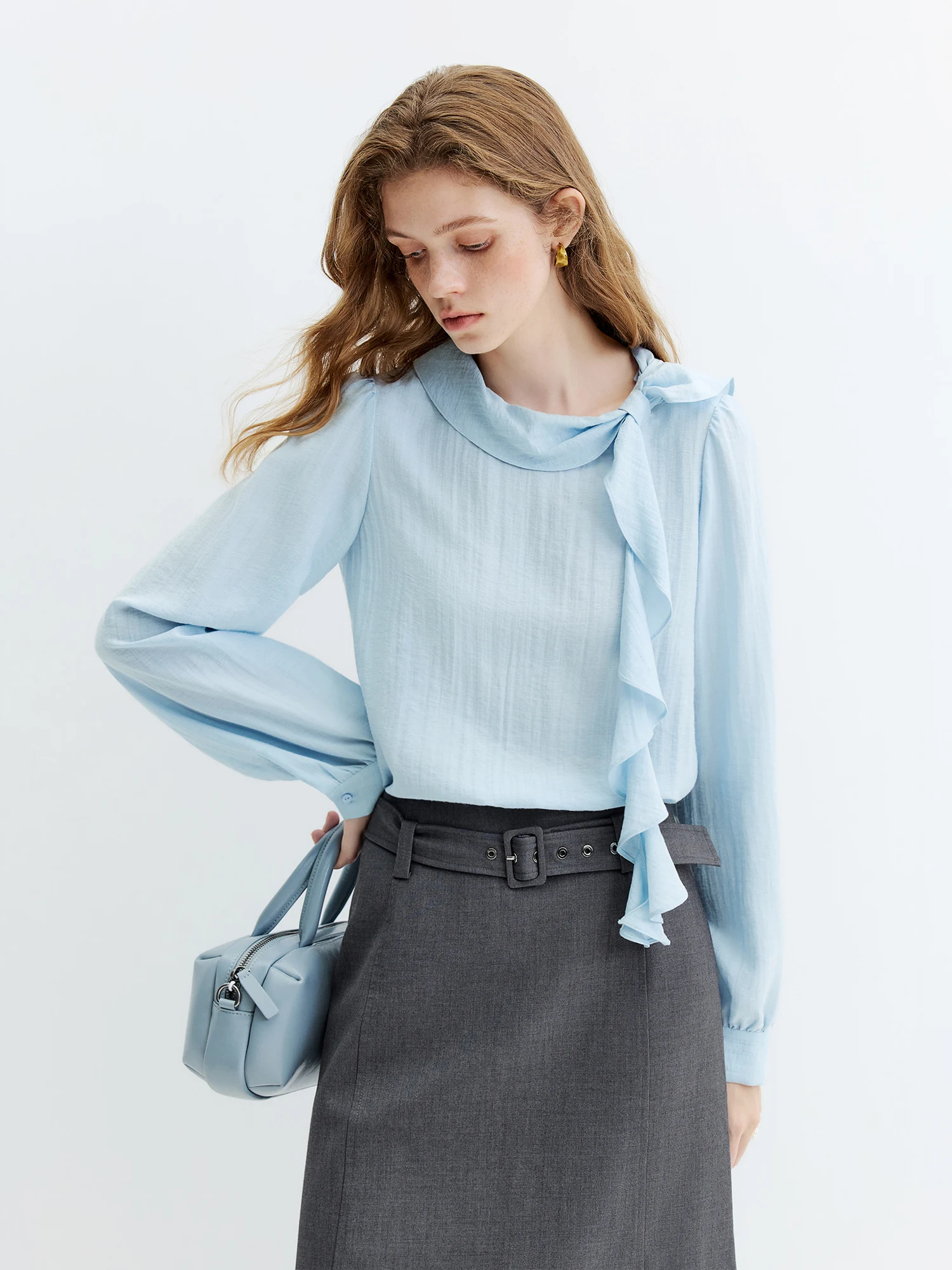 FSLE French Retro Ruffled Ribbon Blouse for Women New Autumn 2026 Style Linen Top for Commuting Elegant Ladies Long Sleeve