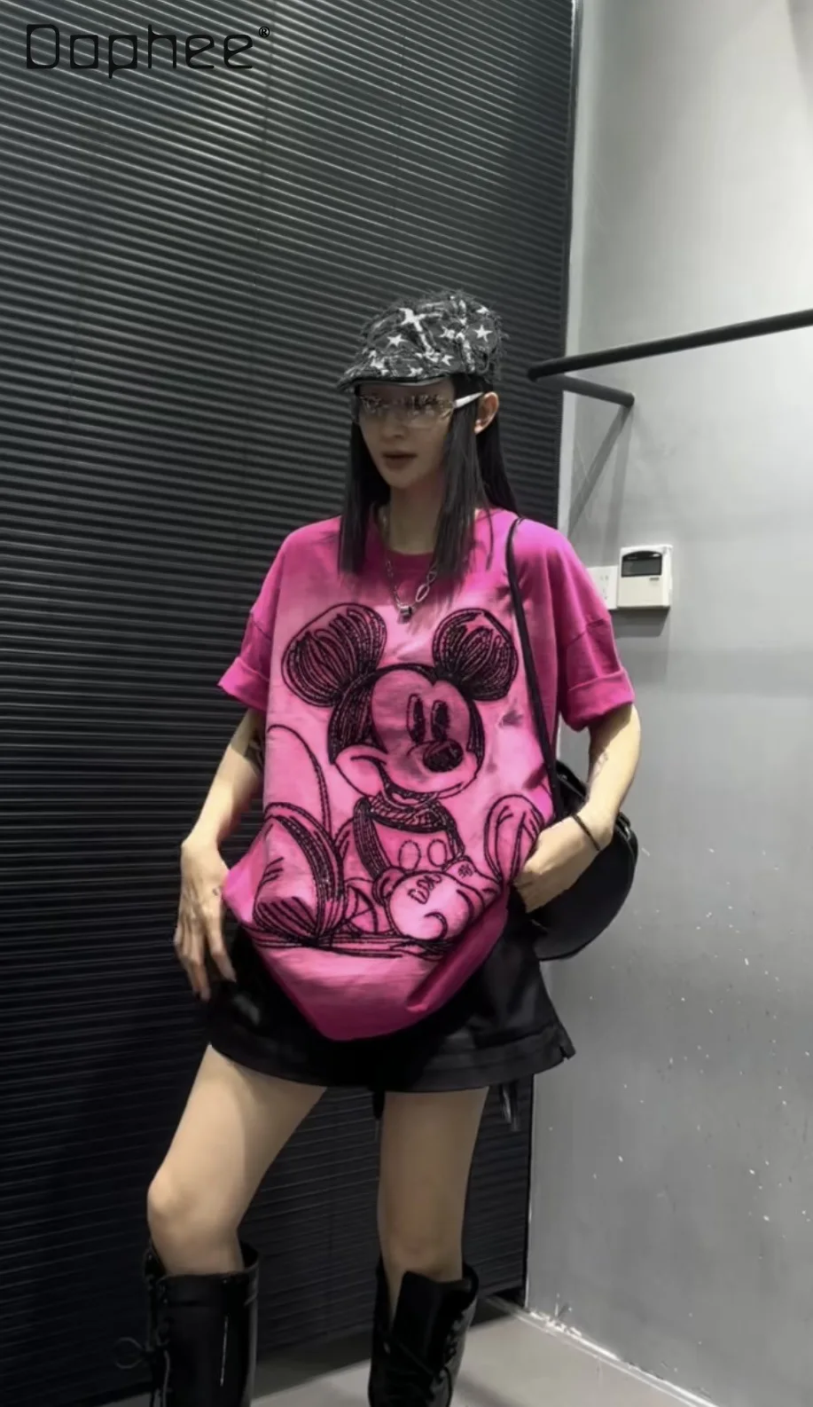 

European Style Women's T-Shirt 2026 Spring New Personalized Brushed Color-Changing 3D Cartoon Sequin Short Sleeve Top Trendy Tee