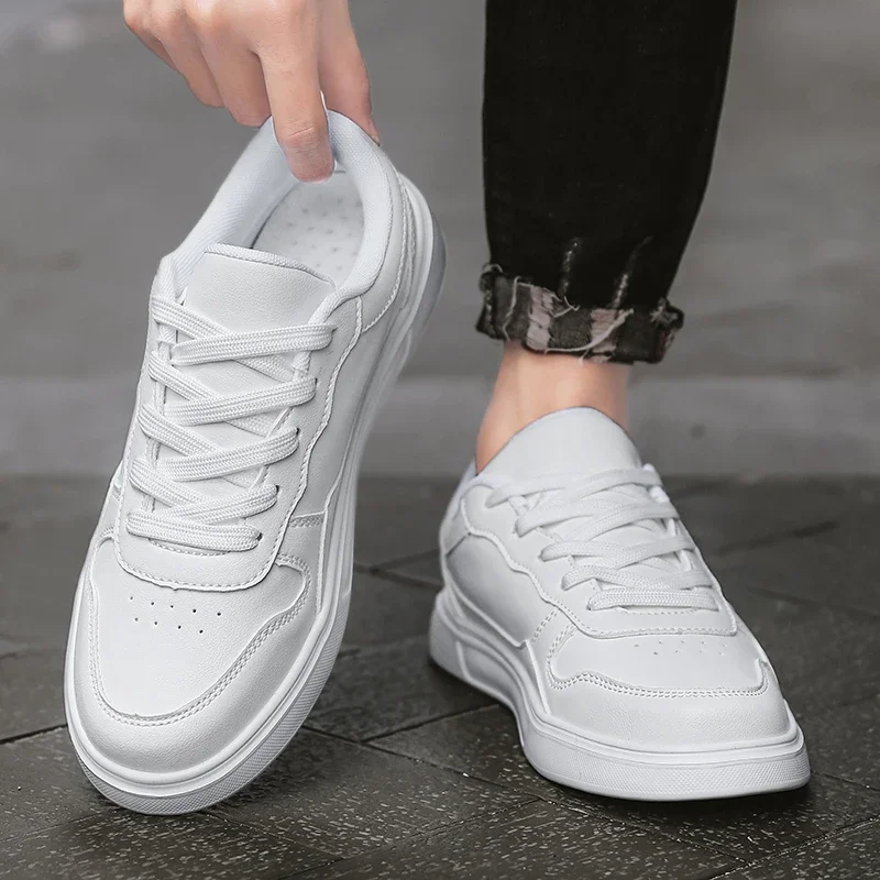 Classic Men's Casual Shoes Leather Breathable Men and Women Versatile White Shoe Dirty-resistant Non-slip Couple Sports Sneakers