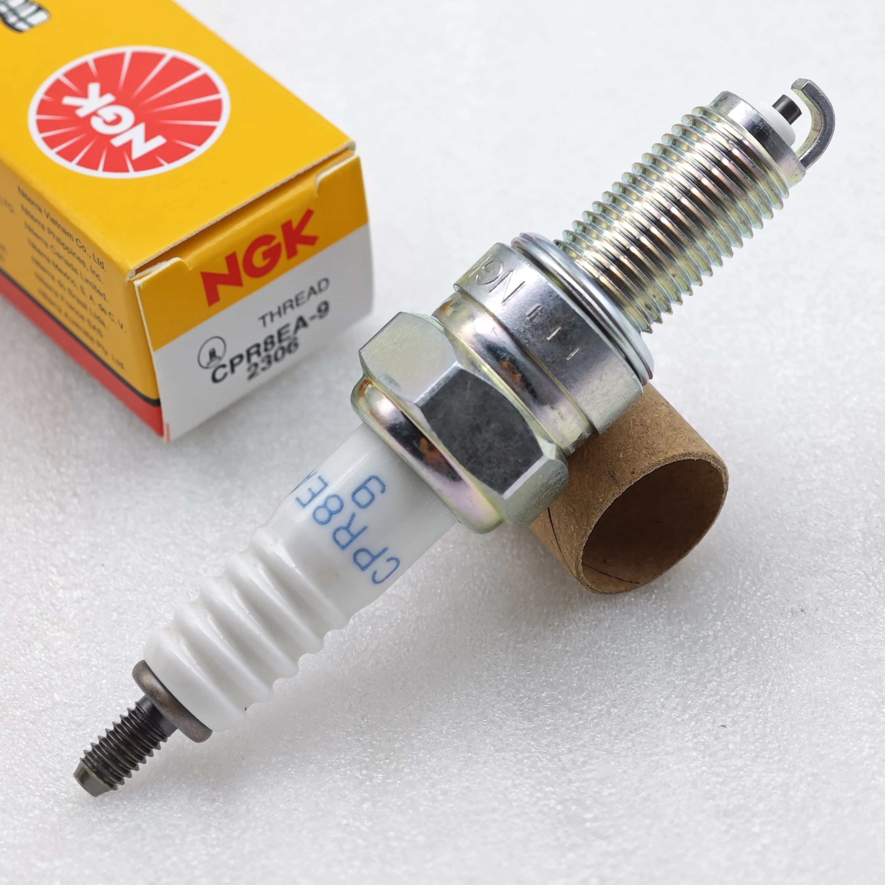 Original NGK Spark Plug CPR8EA-9 2306 motorcycle is applicable to Honda 190 Yamaha 150 Suzuki GSX125 Longxin 500