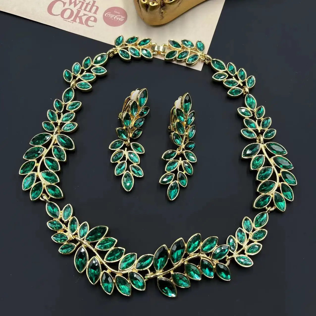 

Green Forest earrings necklace set