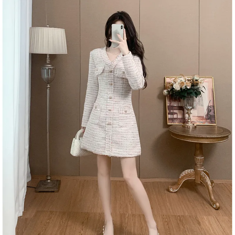 Women's Autumn Winter V-Neck Slim Fit Pleated Tweed High-Quality Fragrant Dress