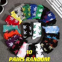 10 Pairs of Random Color Maple Leaf Graffiti Trendy Minimalist Sports Men's Socks Outdoor Sports Street Skateboarding Socks