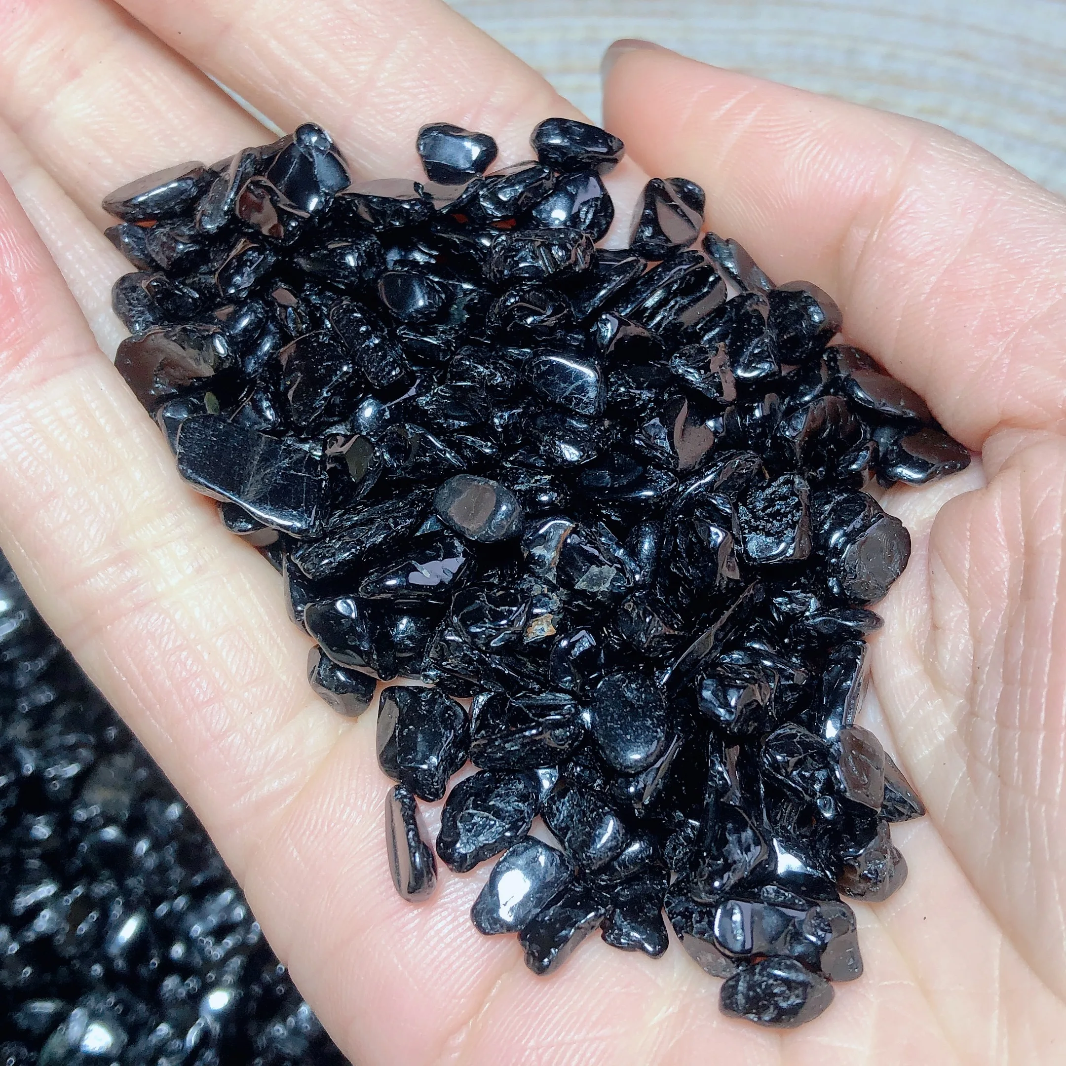 Natural Crystals Black Tourmaline Chips Polished Reiki Healing High Quality Room Decor Energy Mineral Energy Gift