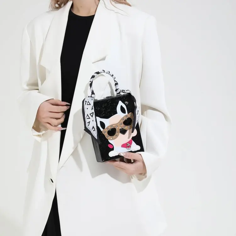 

2026 New Premium Shoulder Bag Fashion Versatile Messenger Bag Women's Cartoon Fashion Cute Accessories Handbag