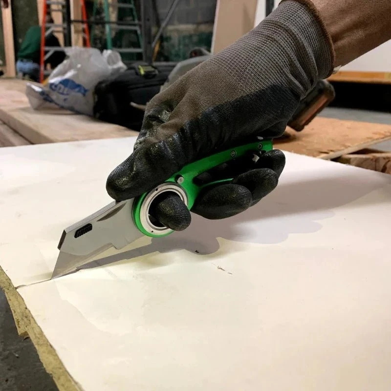 Folding Utility Knife – Heavy-Duty Box Cutter with Aluminum Body, Quick-Change Blades Anti-Slip Finger Loop Grip