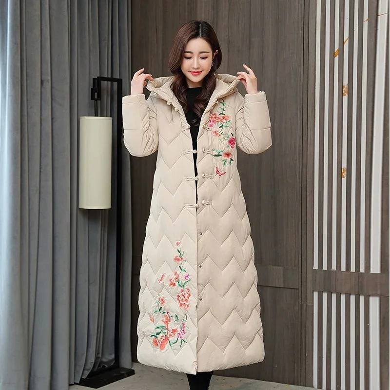 Hiver vers le bas coton rembourré femmes Style National chinois brodé longue vêtements d'extérieur épaissi chaud à capuche Parka manteau femme