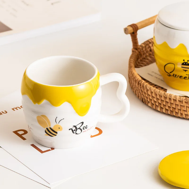 450ml Creative Ceramic Cup with Lid Cartoon Cute Bee Mug Office Coffee Cup Gift Water Cup