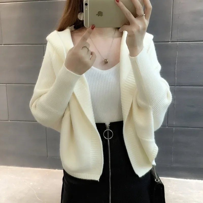 

Осень 2024, женский кардиган из пряжи с капюшоном, короткий свободный крой, однотонное повседневное корейское модное многослойное пальто с длинным рукавом